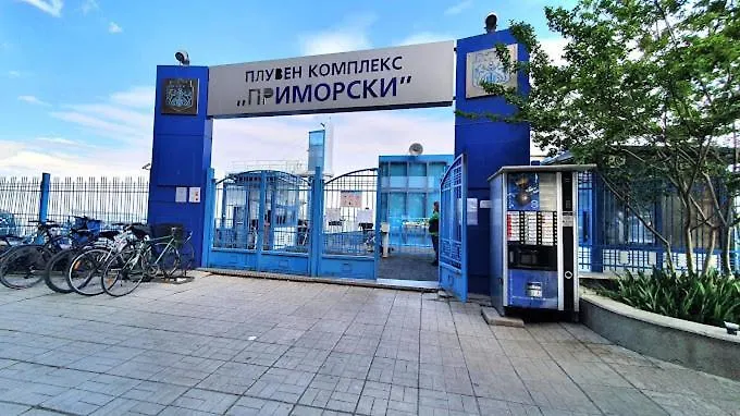 Apartment оазис 1 във *